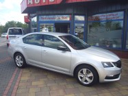 Skoda Octavia III Salon PL