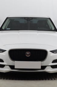 Jaguar XE I , Salon Polska, Serwis ASO, 180 KM, Automat, Skóra, Navi,-2