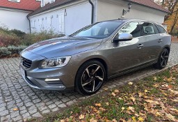 Volvo V60 I