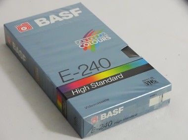 Kaseta VHS BASF E-240 Hight Standard Fantastic Colours-1