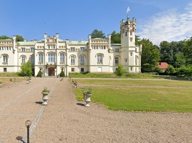 Pałac w Paszkówce, hotel-1
