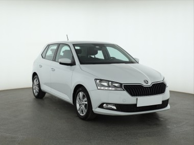 Skoda Fabia III , Salon Polska, 1. Właściciel, Serwis ASO, VAT 23%, Klima,-1