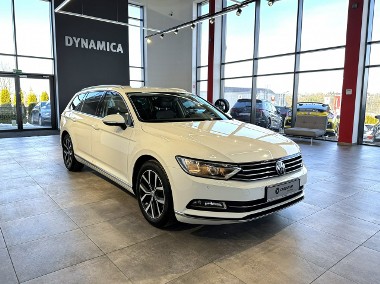 Volkswagen Passat B8 Variant Highline 1.4TSI 150KM DSG 2017 r., salon PL, 12 m-cy gwaranc-1