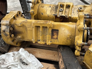 CAT CARRARO 641500 10637 Obudowa Mostu Pochwa Prawa Lewa-1