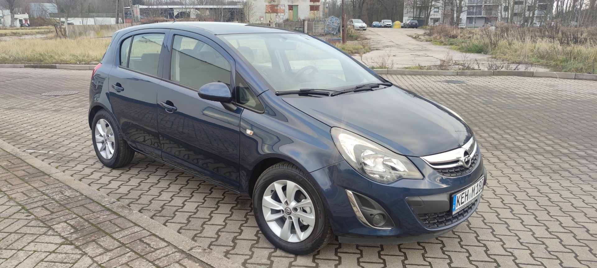 Opel Corsa D 1.2 benzyna klima półskóra tempomat alu