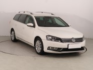 Volkswagen Passat B7 , DSG, Navi, Klimatronic, Tempomat, Parktronic,