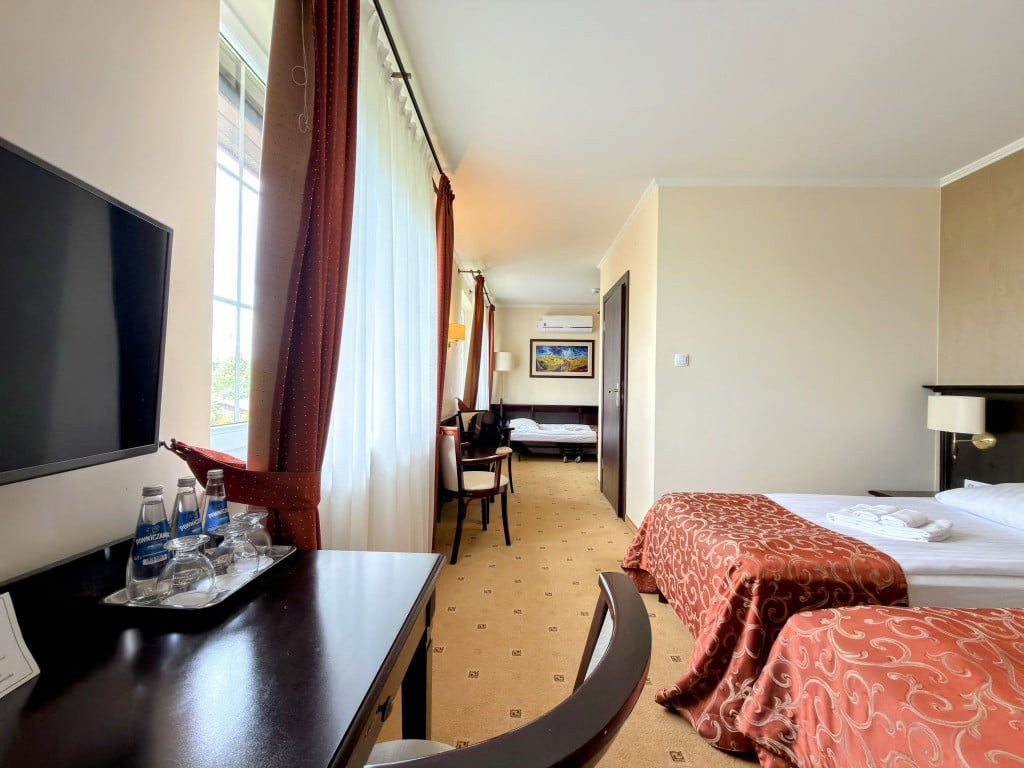 HOTEL 3★ Z RESTAURACJĄ | 21 POKOI | OCENA BOOKING 9,2 | DOCHODOWY BIZNES! 0% ! - Więcej
