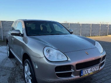 3.2 benzyna 250KM 2004r Niski przebieg-1