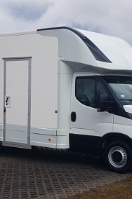 IVECO DAILY KONTENER NISKOPODŁOGOWY 4,43x2,23x2,42 FOODTRUCK SKLEP BAR KAMPER-2