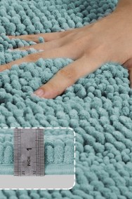 Puszysty dywanik do łazienki 50x81 cm-2