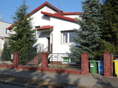 Dom Wrocław Różanka, ul. Bałkańska-1