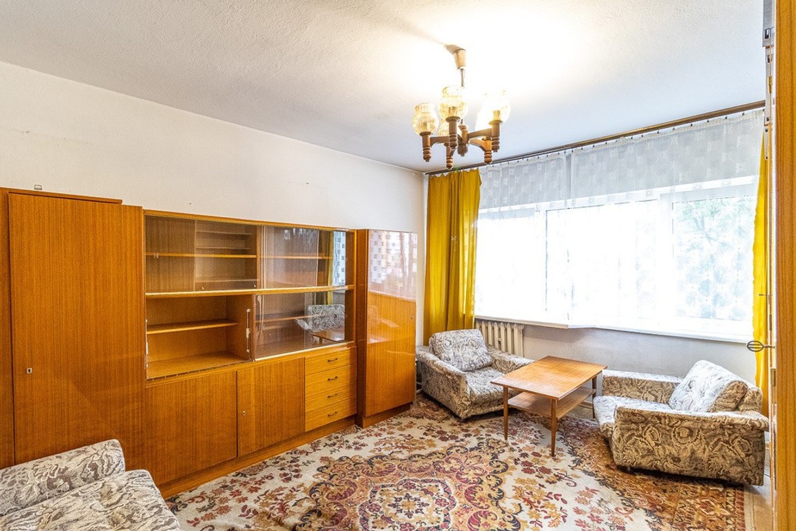 2 pokoje z balkonem | Łódź Górna, do remontu