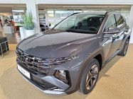 Hyundai Tucson III 1.6 T-GDi HEV Executive 4WD aut 1.6 T-GDi HEV Executive 4WD aut 215K