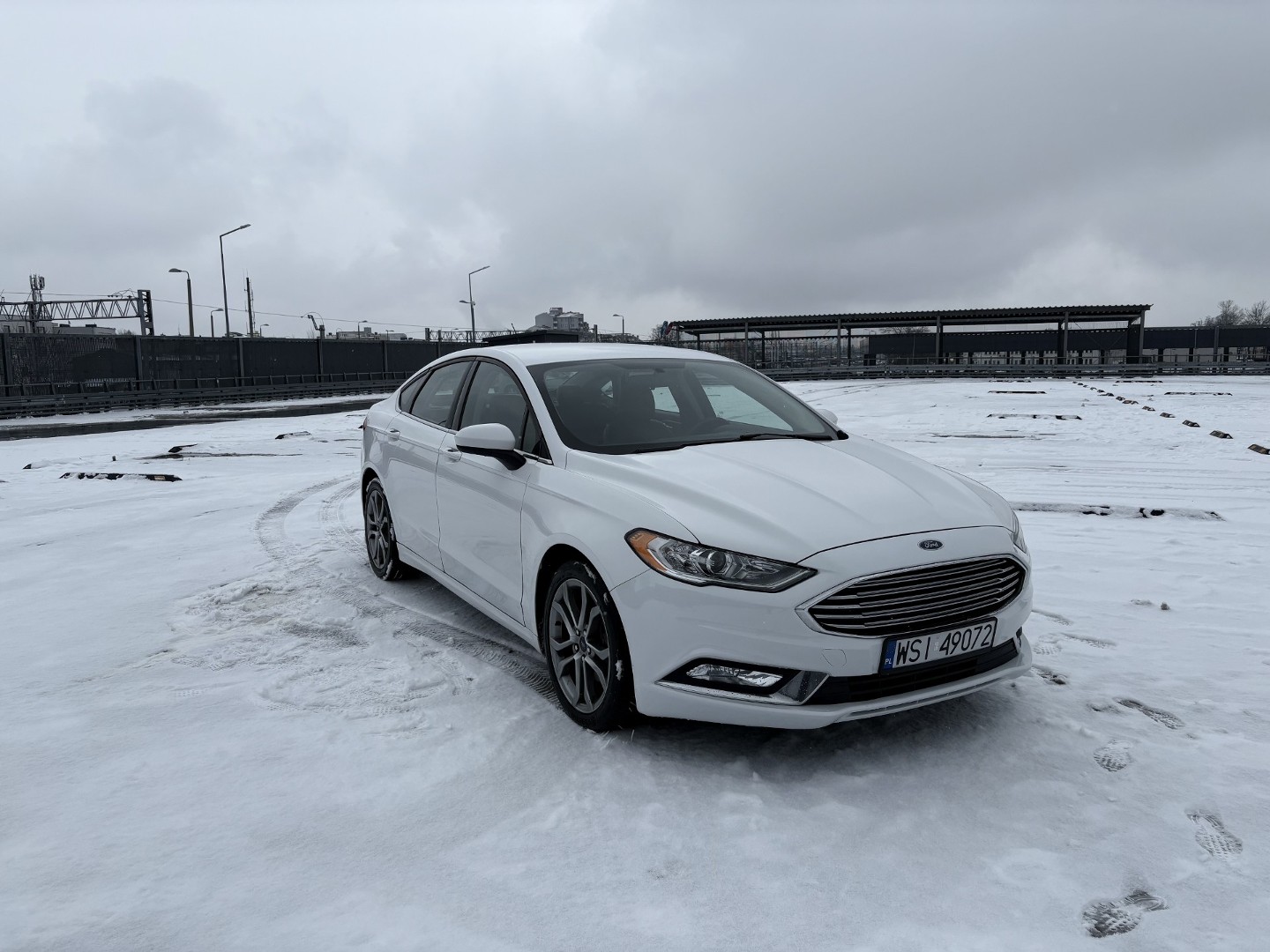 Ford Fusion II Ford Fusion SE Lift 2017r