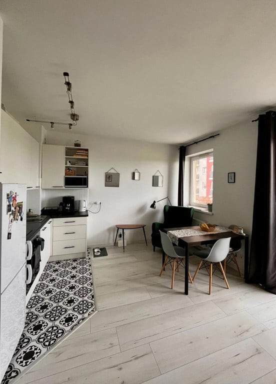 Kawalerka na wynajem, 31 m² Os. Ruczaj, Eugeniusza Lipińskiego ps. "Mrówka"