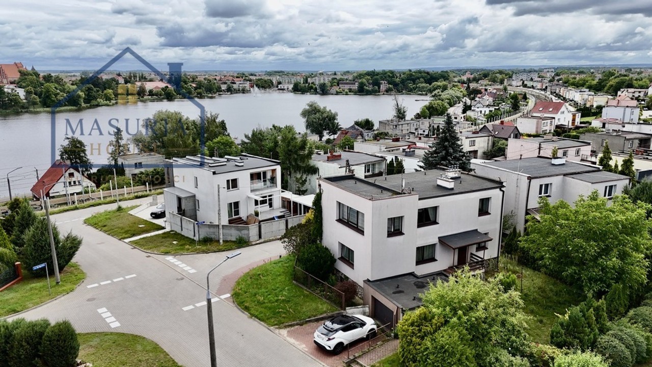 Dom z panoramicznym widokiem na miasto i jezioro – pohled 2