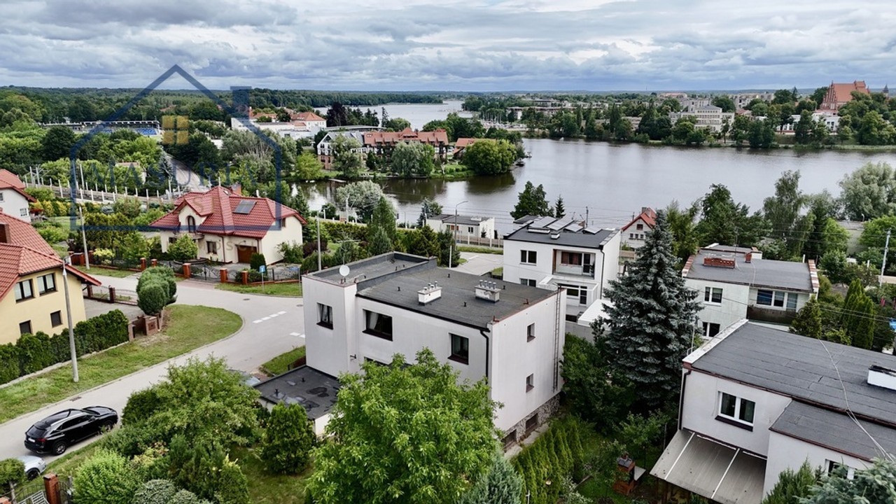 Dom z panoramicznym widokiem na miasto i jezioro – pohled 3