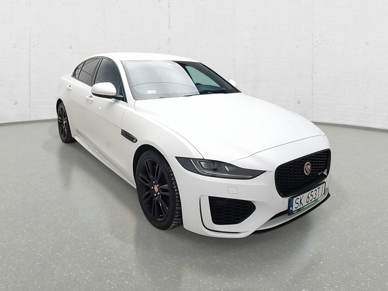 Jaguar XE I