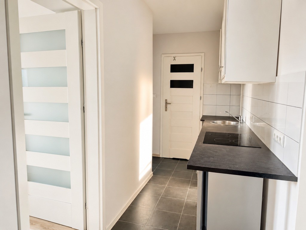 2 pokoje, 42 m² | Metro Plac Wilsona 100 m - Widok 4