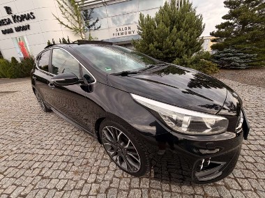 Kia Cee'd II-1