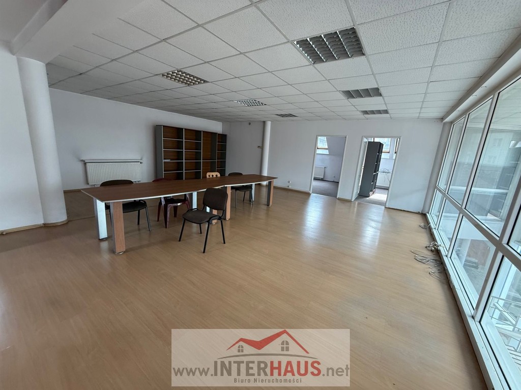 Obiekt handlowo-usługowy o pow.550 m² w centrum – pohled 5