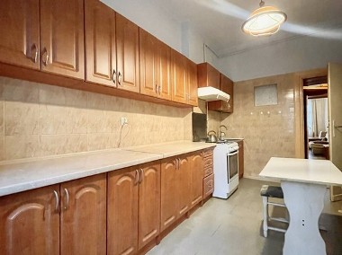 <p>2/3 pokojowe mieszkanie w Kamienicy na Woli!</p>-1