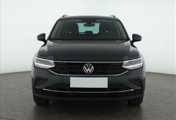 Volkswagen Tiguan , Salon Polska, Serwis ASO, DSG, VAT 23%, Navi, Klimatronic,