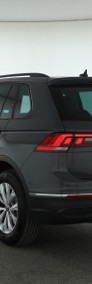 Volkswagen Tiguan , Salon Polska, Serwis ASO, DSG, VAT 23%, Navi, Klimatronic,-4