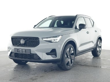 Volvo XC40 B3 Black Edition Plus *Gwarancja*FV23%-1