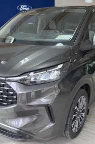 Ford Tourneo-2