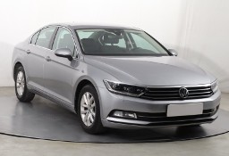 Volkswagen Passat B8 , Salon Polska, Serwis ASO, Automat, Navi, Klimatronic,