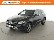 Mercedes-Benz Klasa GLC PHEV 4x4 automat full LED klima auto grzane fotele kamerai czujniki
