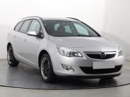 Opel Astra J , Klima, Tempomat, Parktronic, Podgrzewane siedzienia