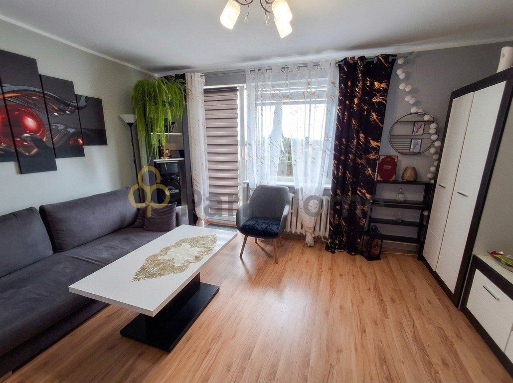 Mieszkanie z balkonem w centrum Żar.
