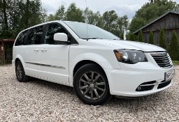 Chrysler Town &amp; Country V Chrysler Town&amp;amp;Country wersja S