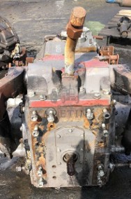 CLAAS- zwolnica skrzynia biegów hamulce podnośnik ramion CZĘŚCI-3