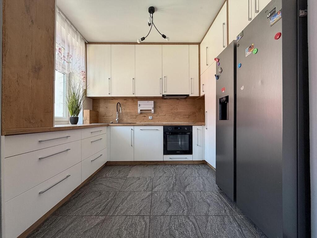Mieszkanie na sprzedaż, 4 pokoje, 130 m², Wałbrzych