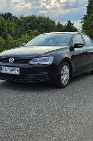 Volkswagen Jetta VI-2