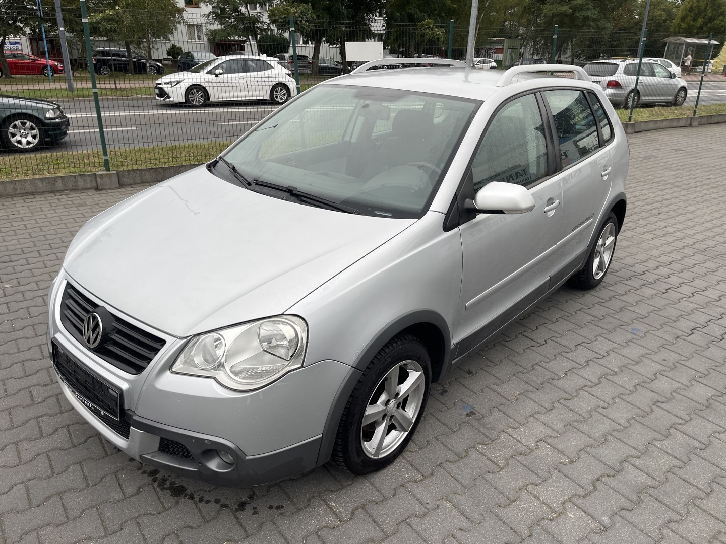 Volkswagen Polo IV CROSS POLO 1.6 benzyn