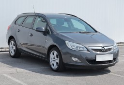 Opel Astra J , Klima, Tempomat, Parktronic, Podgrzewane siedzienia