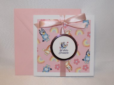 Kartka na urodziny pieski Bluey i Bingo z bajki Blu dla dzieci różowa-1