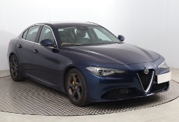 Alfa Romeo Giulia , Salon Polska, Serwis ASO, Automat, Skóra, Navi, Xenon,