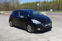 Peugeot 208 I 1.6e-HDI 92KM Oryginalny lakier i szyby Panorama Klimatronik Navi
