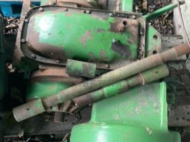 JOHN DEERE 1065 - Skrzynia Biegów | Półoś ~ [CZĘŚCI]-1