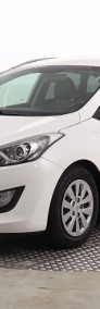 Hyundai i30 II , Klima, Tempomat, Parktronic, Podgrzewane siedzienia-3