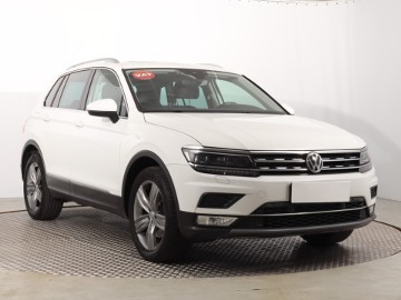 Volkswagen Tiguan , Salon Polska, Serwis ASO, DSG, VAT 23%, Navi, Klimatronic,