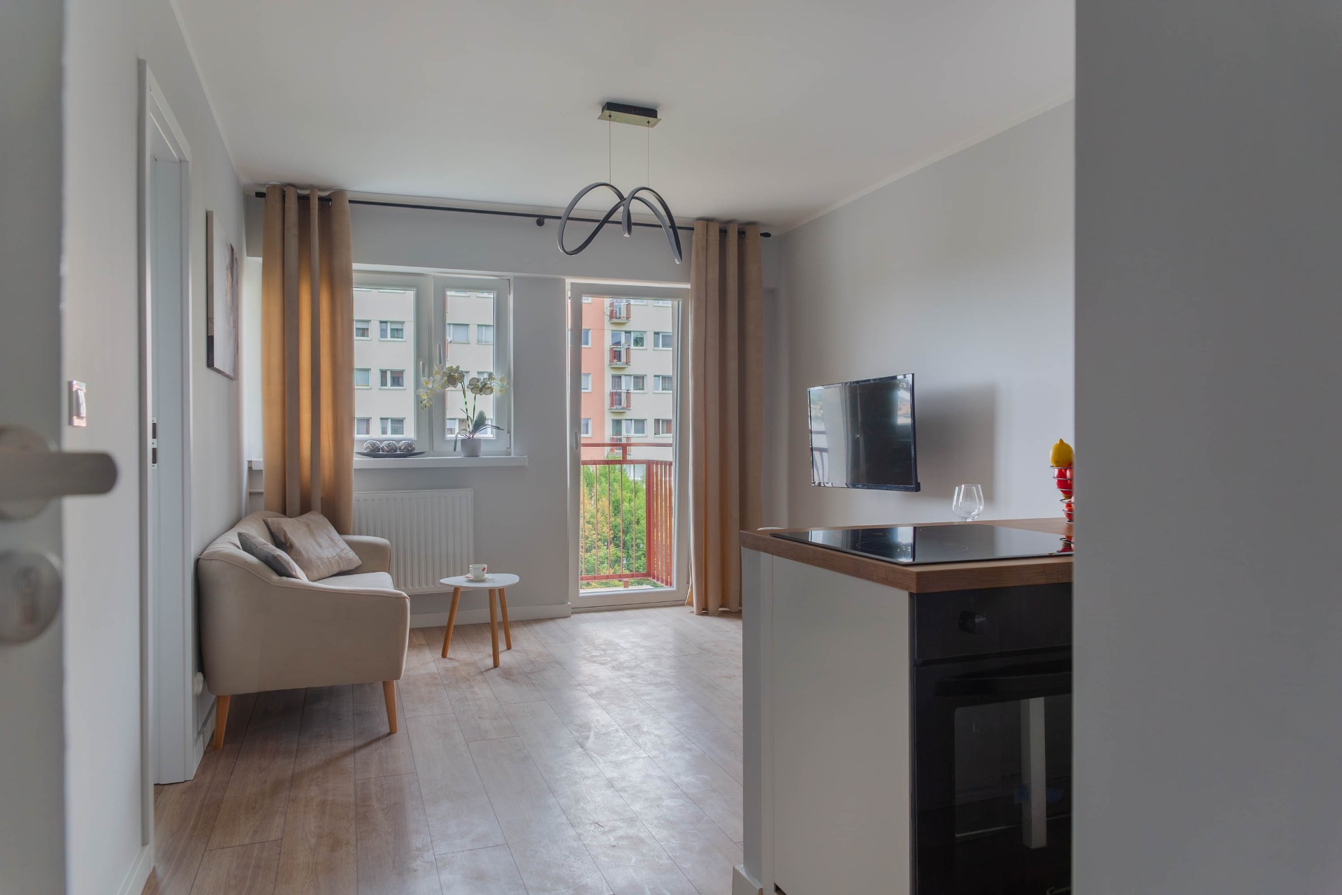 **2 pokoje – balkon - świeżo po remoncie – bez prowizji - WUM** - Widok 3