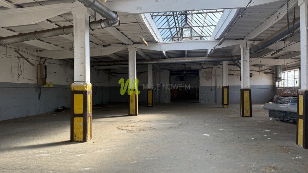 Gotowy kompleks produkcyjny na sprzedaż, 9 767 m². - Więcej
