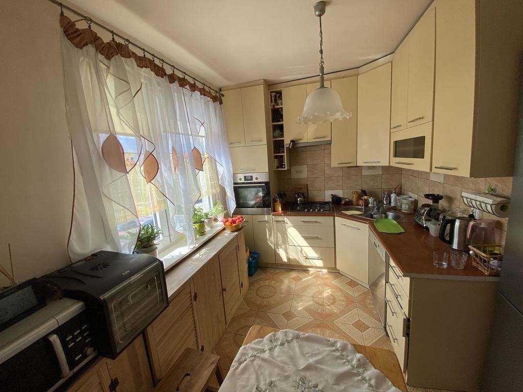 Mieszkanie 3 pokojowe 64 m kw. w Pionkach. - Więcej