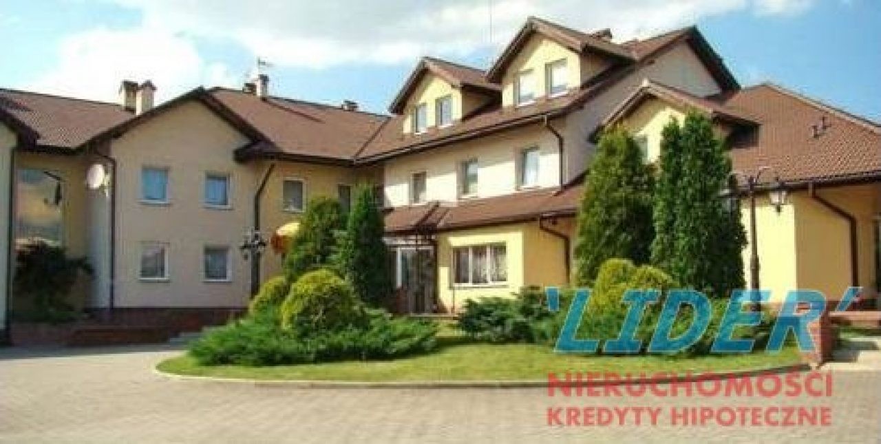 nieruchomość komercyjna na sprzedaż